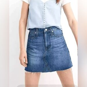 Madewell Rigid Denim A-Line Blue Lakeline Medium Wash Raw Hem Mini Skirt Size 27
